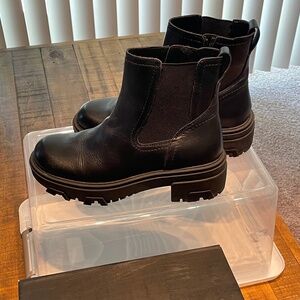 House of Harlow 1960 Righteous Combat Boots Black Leather Lug Sole Size 7.5